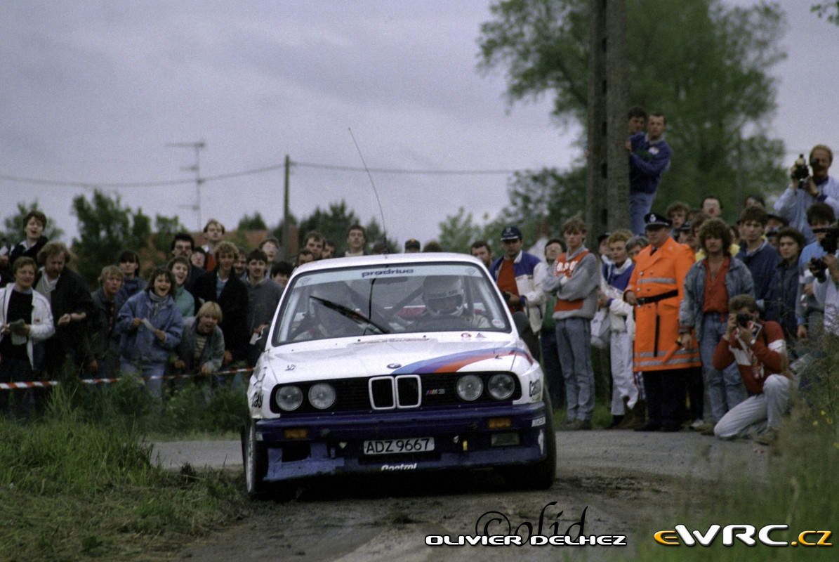 Duez Marc − Biar Georges − BMW M3 E30 − Ypres 24 Hours Rally 1987